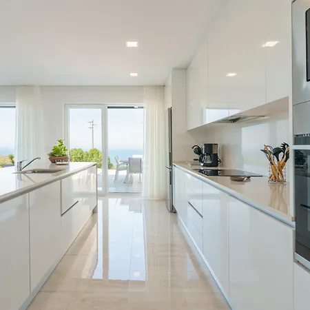 Axess With Panoramic Ocean View וילה לוריניה