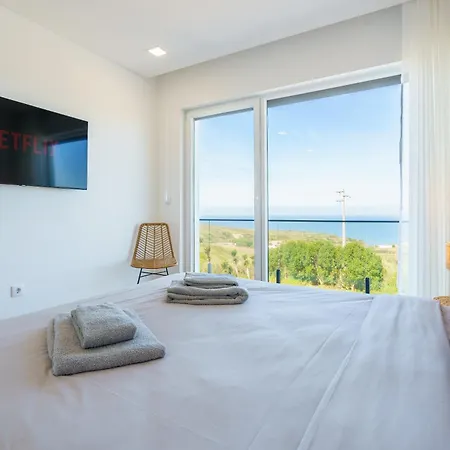 וילה Axess With Panoramic Ocean View לוריניה