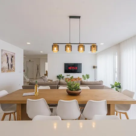 Axess With Panoramic Ocean View וילה לוריניה