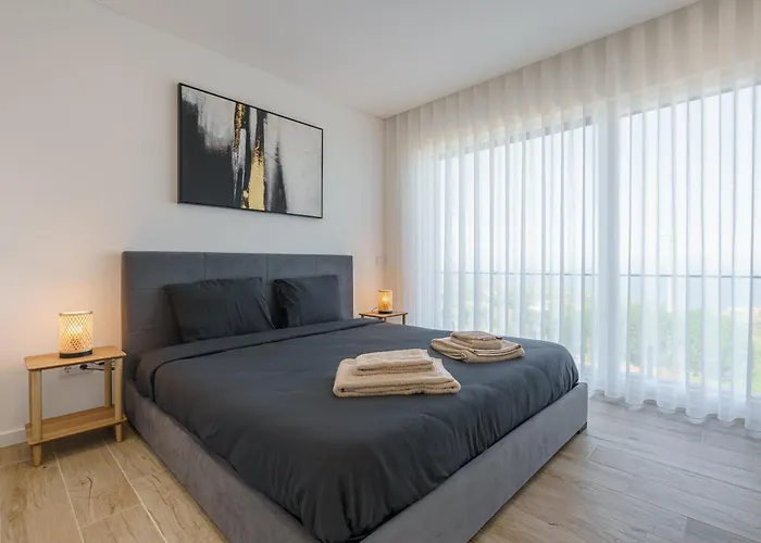 Axess With Panoramic Ocean View *